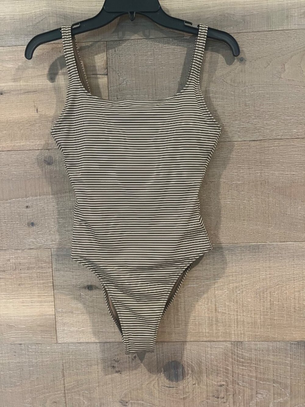 VUORI Encinitas High Cut Palmera One-Piece Swimsuit SIZE S - Picture 3 of 9